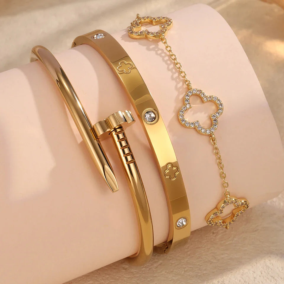 Elegant Gold Flower Bangles