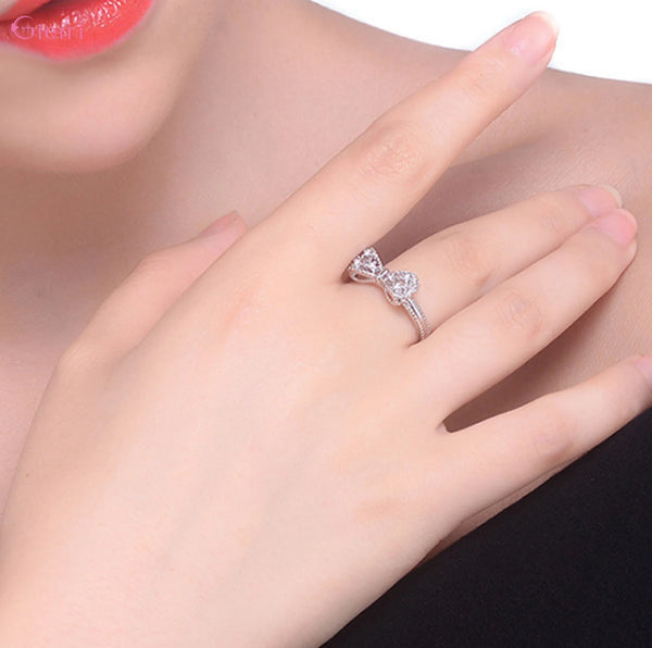 Sparkling Bow Knot Ring